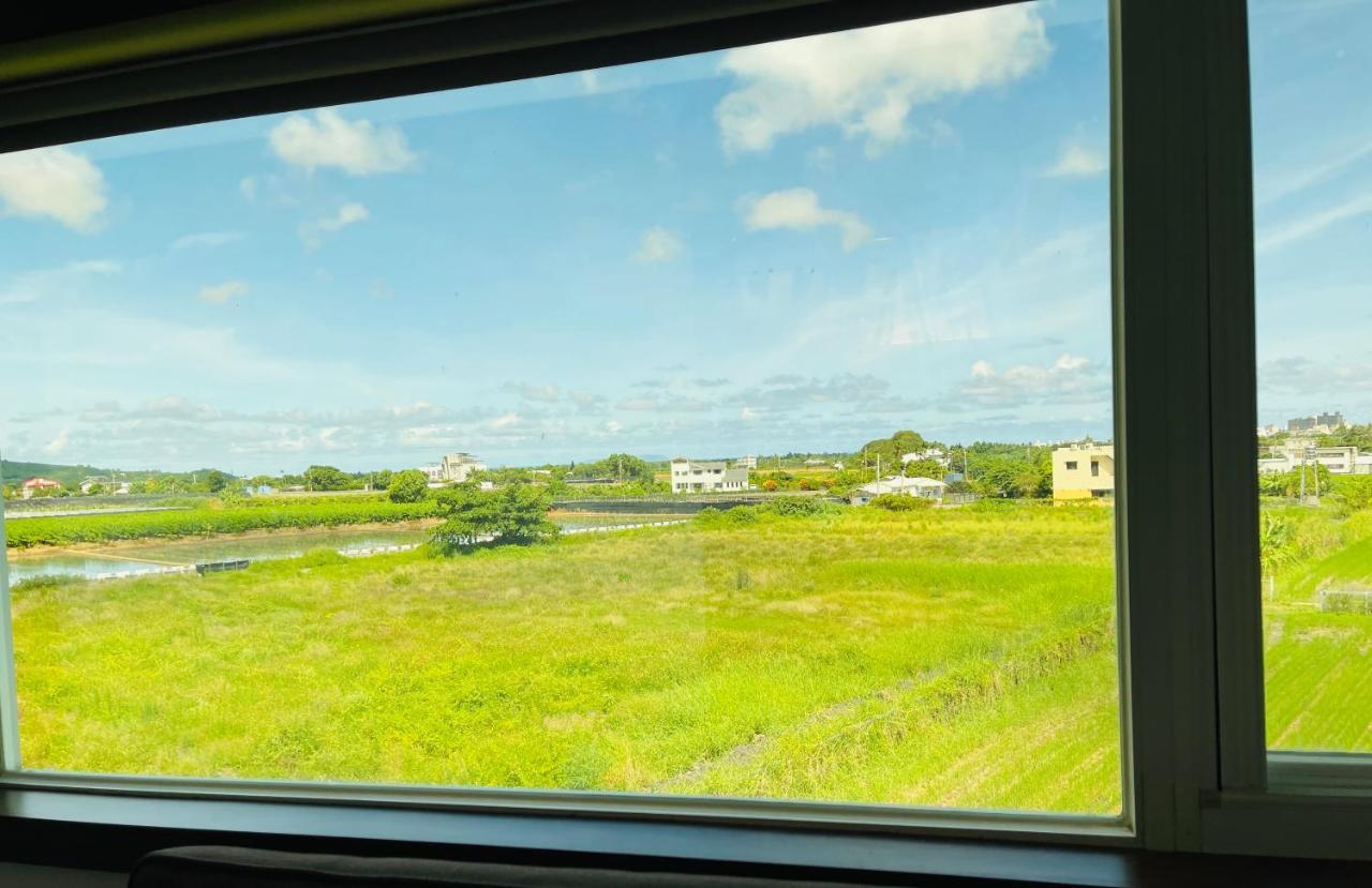 Emaly Homestay T'ai-tung エクステリア 写真