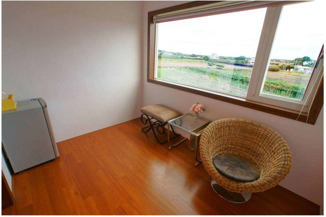 Emaly Homestay T'ai-tung エクステリア 写真