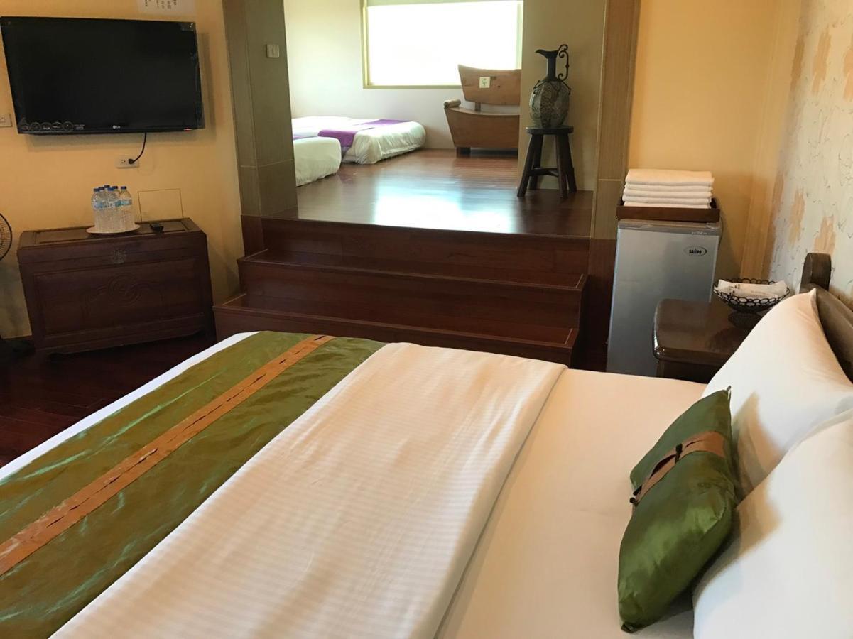 Emaly Homestay T'ai-tung エクステリア 写真
